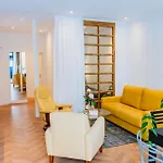 An Attractive Paris Flat Near Jardin Du Luxembourg , Saint-Germain